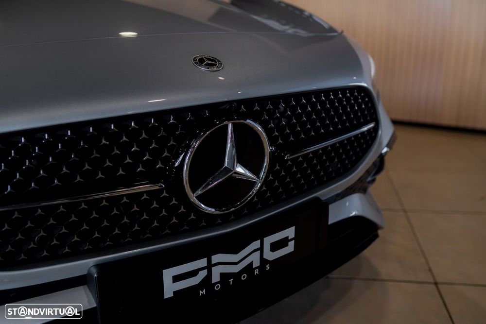 Mercedes-Benz A 250 e 8G-DCT AMG Line - 8