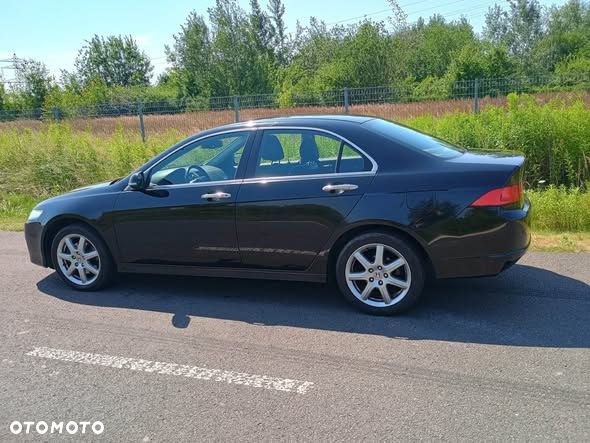 Honda Accord 2.0 Sport - 1