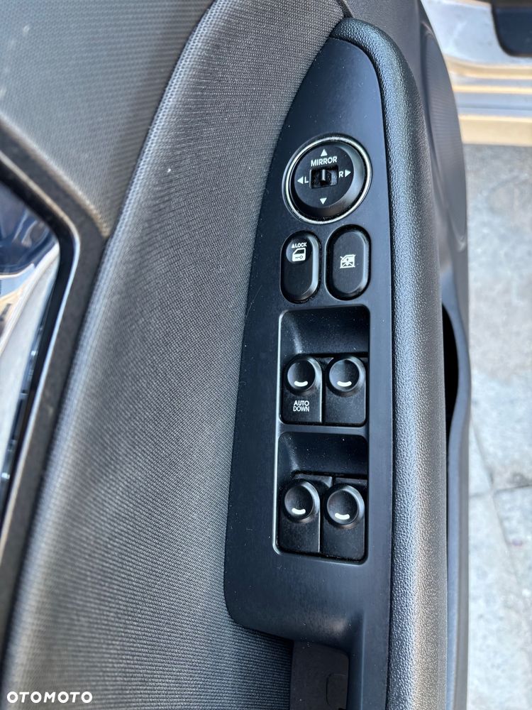 Hyundai i30 1.6 CRDi Premium - 16