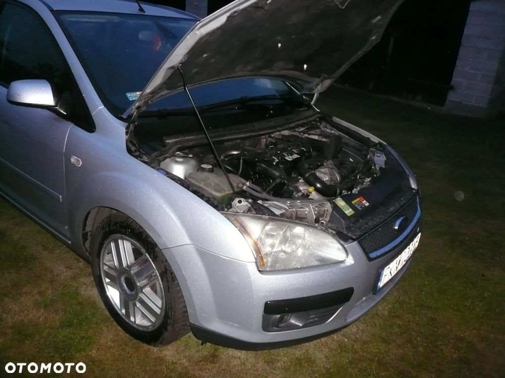 Ford Focus 1.6 TDCi DPF Ghia - 15