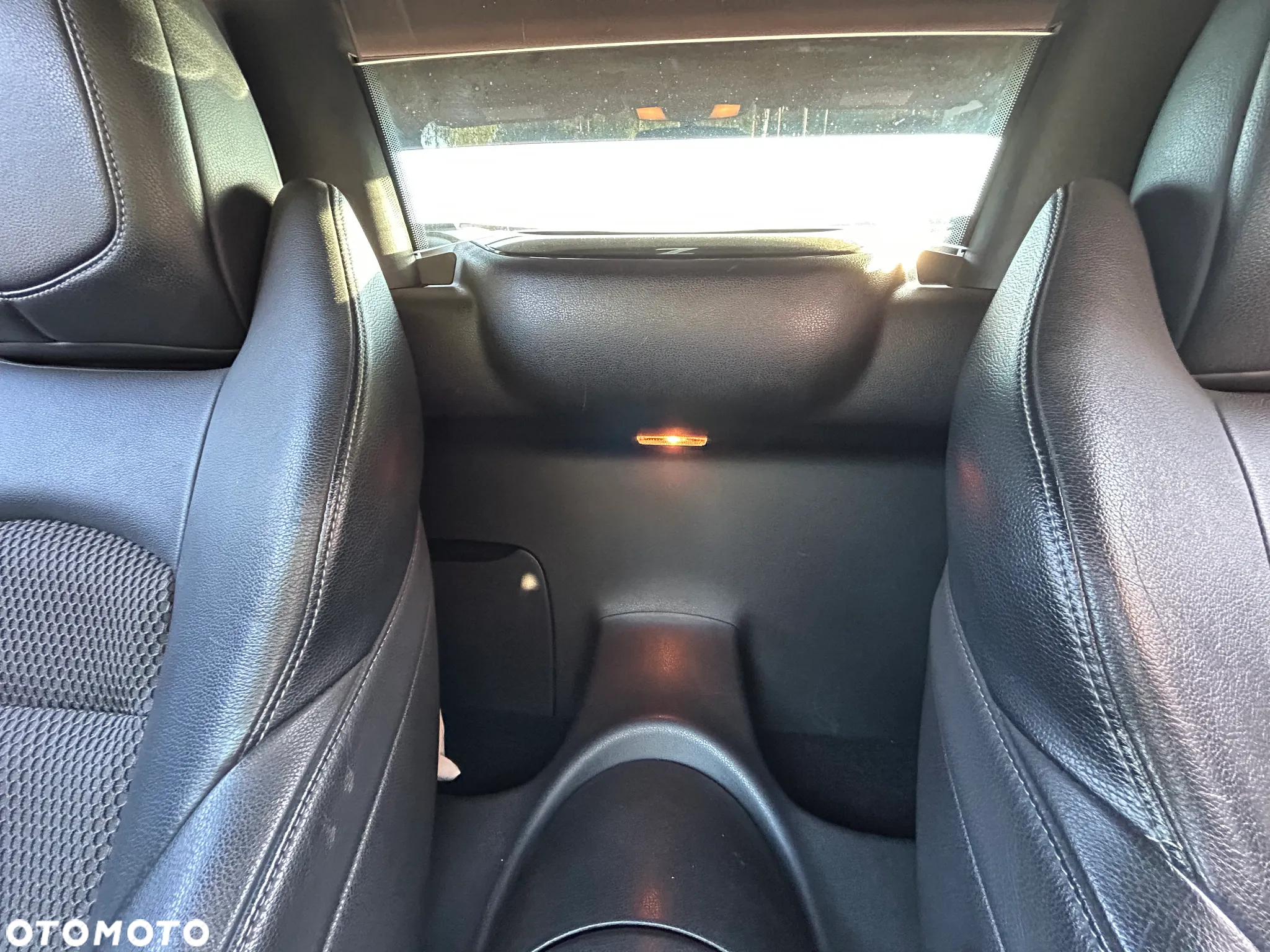 Nissan 370 Z Standard - 28