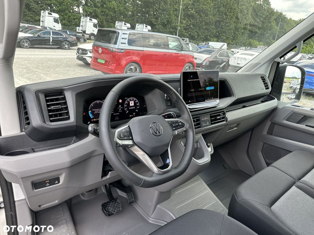 Volkswagen Crafter 35 Furgon z wysokim dachem silnik: 2,0 l EU6 SCR 177 KM, przedni 8-bieg.automatyczna, r.o : 4490 mm - 10
