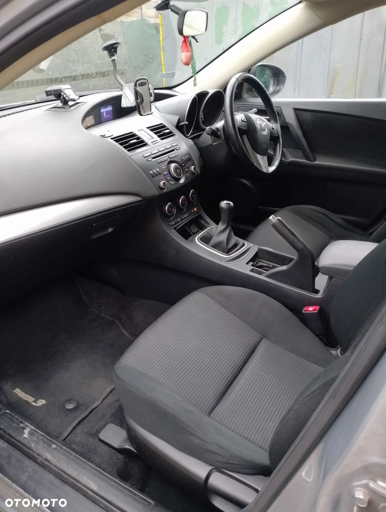 Mazda 3 - 11