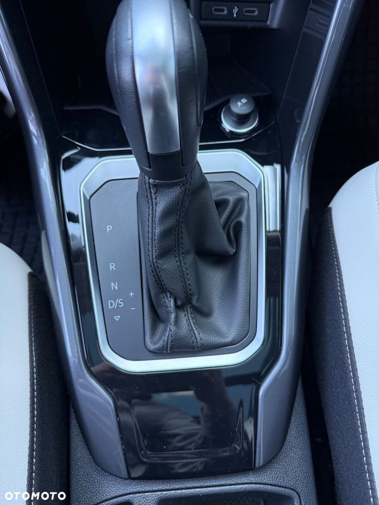 Volkswagen T-Roc 1.5 TSI GPF ACT Premium DSG - 14