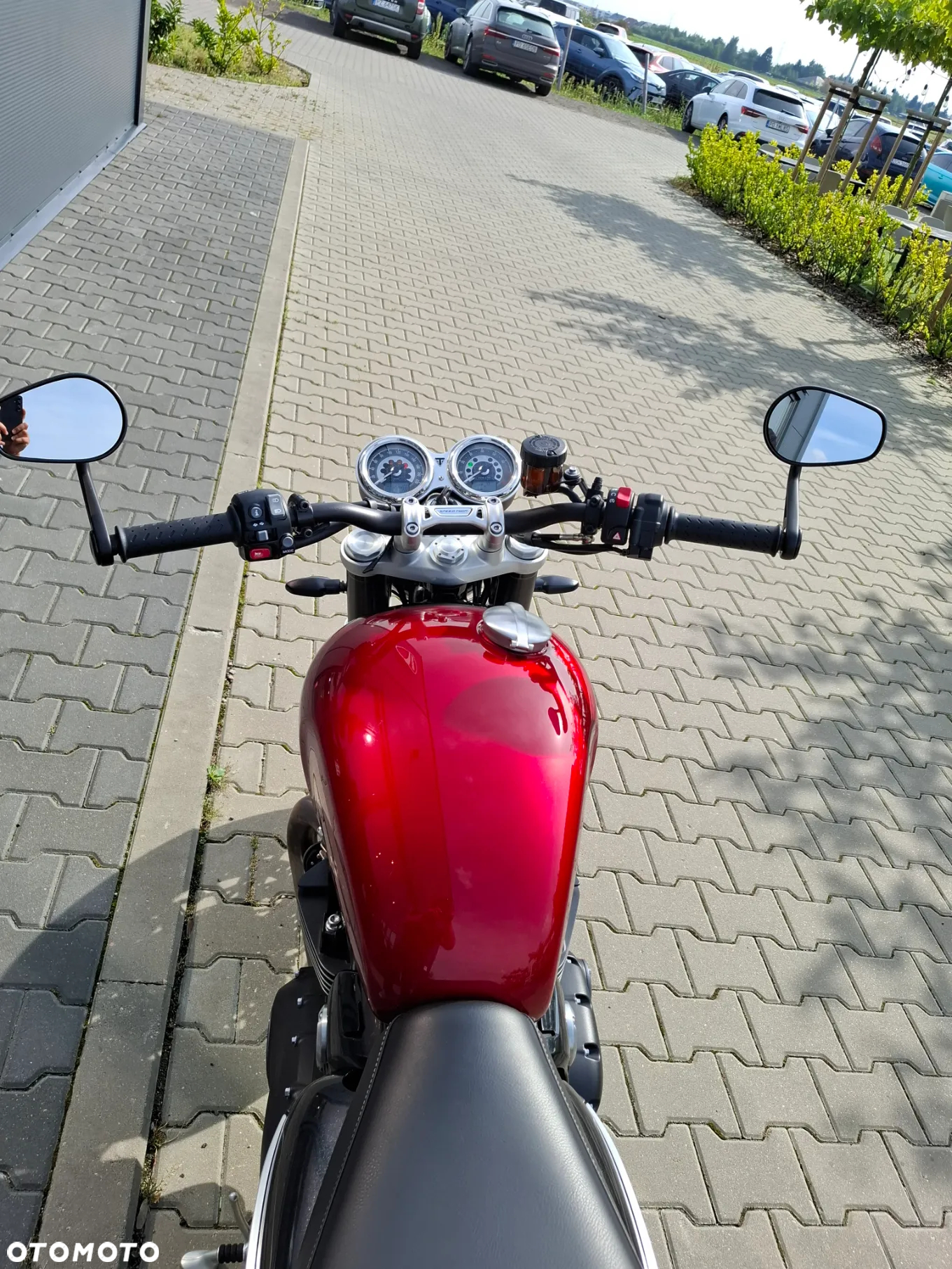 Triumph Speed Twin - 12