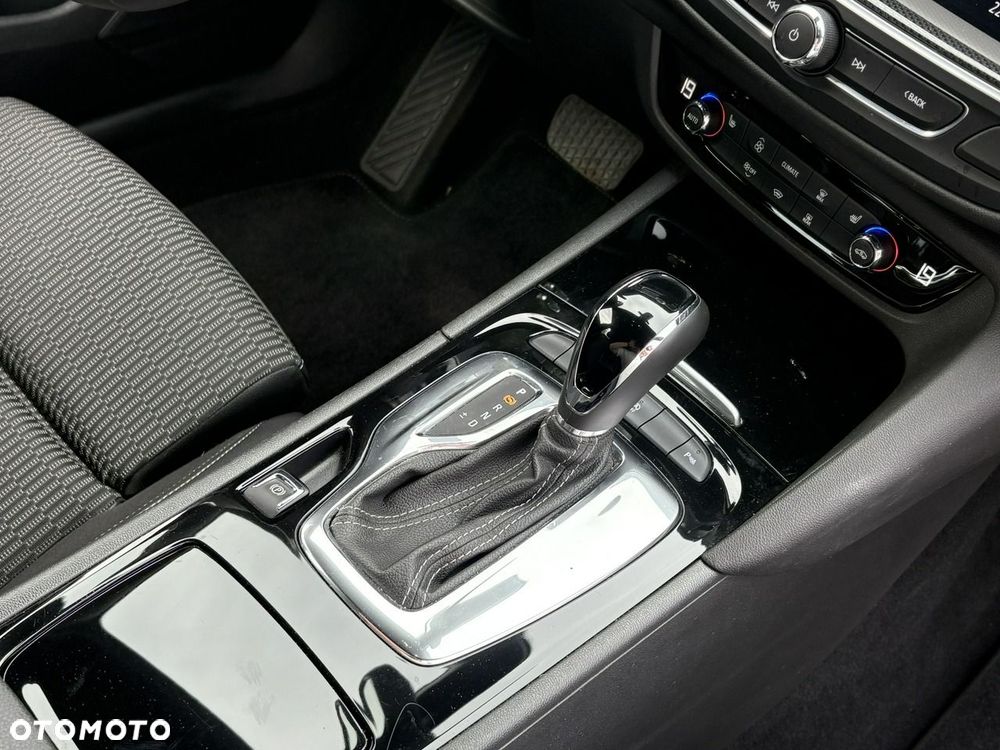 Opel Insignia 2.0 CDTI Business Elegance S&S - 18