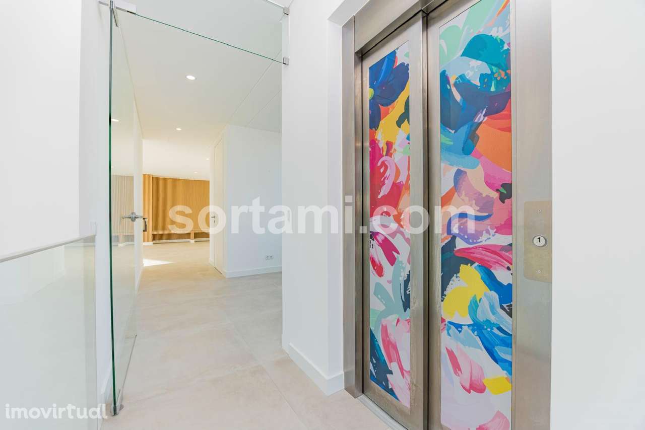 Moradia Isolada T4 Venda em Lagos (São Sebastião e Santa Maria),Lagos - Grande imagem: 4/33