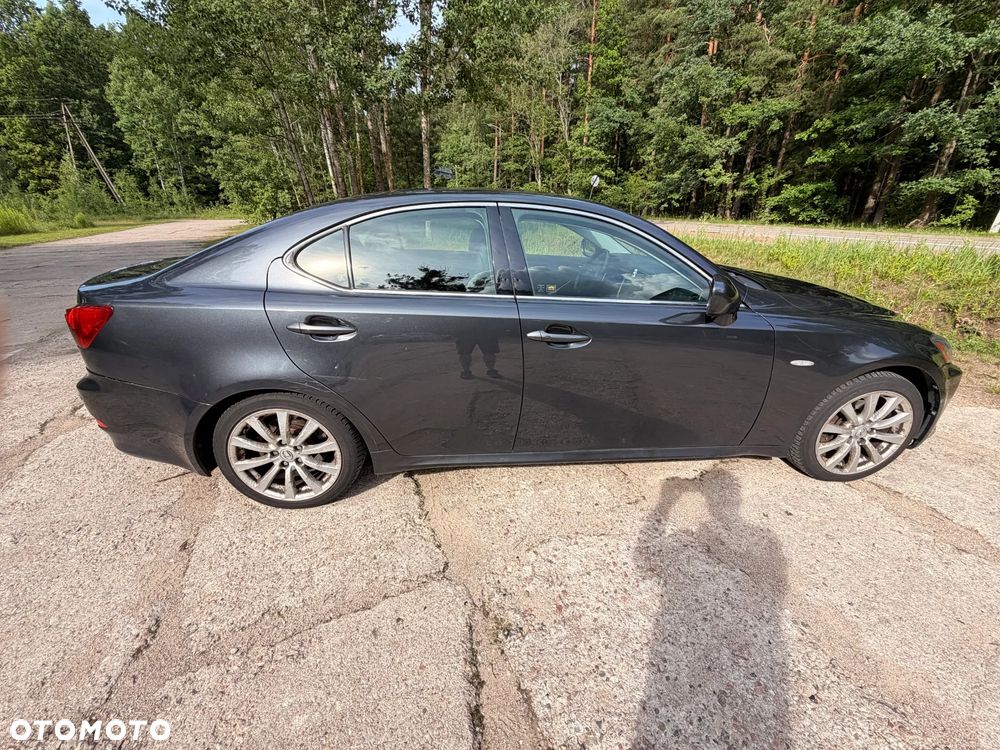 Lexus IS 250 - 22