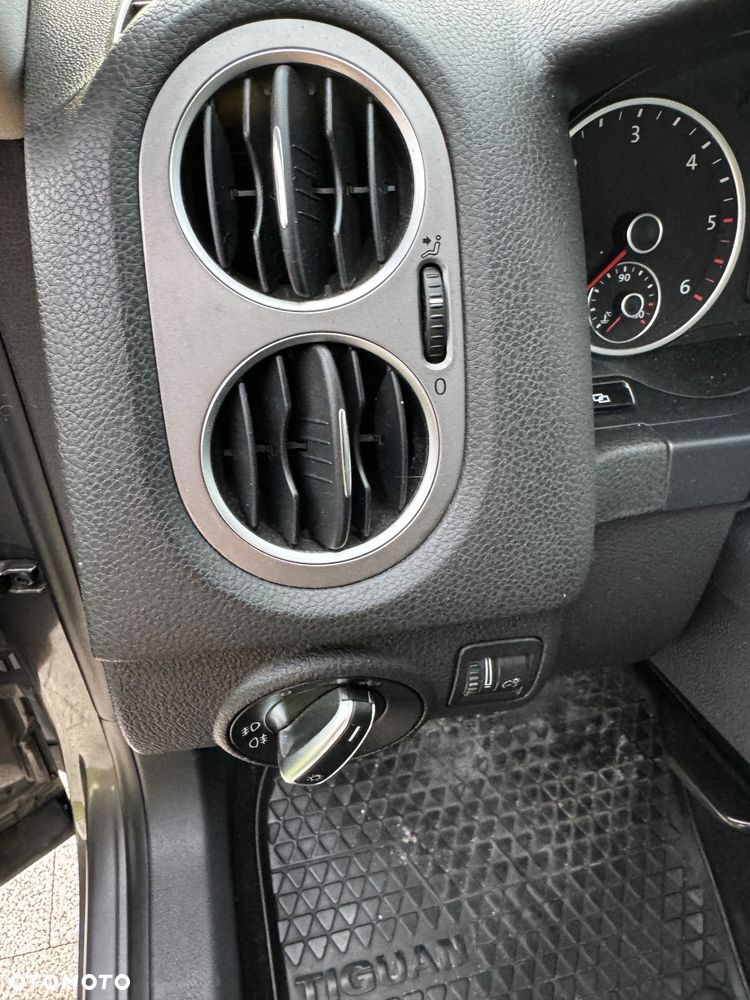 Volkswagen Tiguan 2.0 TDI 4Mot Sport&Style - 25