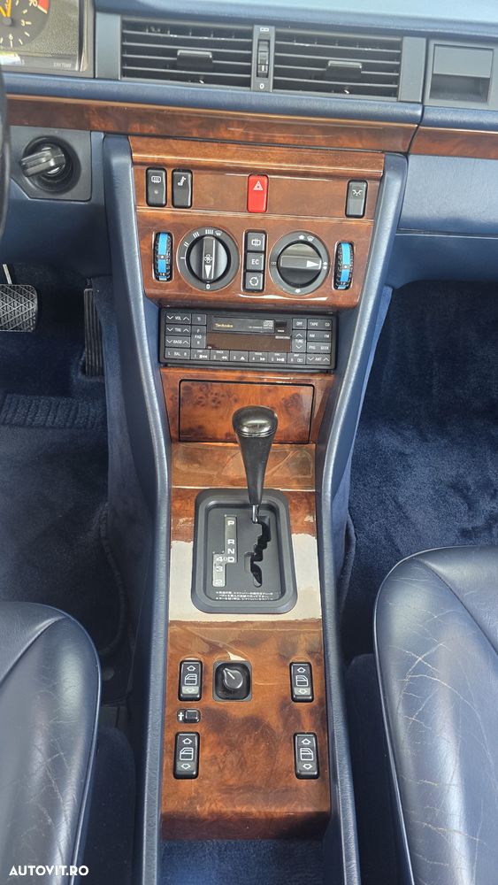 Mercedes-Benz W124 - 11