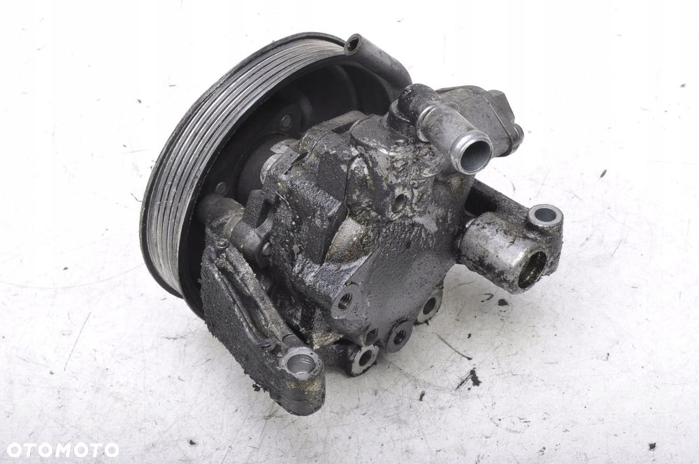 AUDI S4 B8 3.0 TFSI 333KM POMPA WSPOMAGANIA 8K0145154F - 2