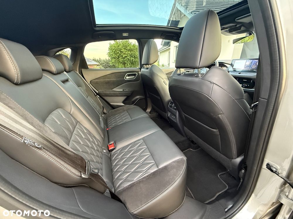 Nissan Qashqai 1.3 DIG-T MHEV Xtronic Tekna+ - 24