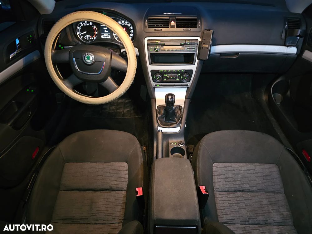 Skoda Octavia - 9