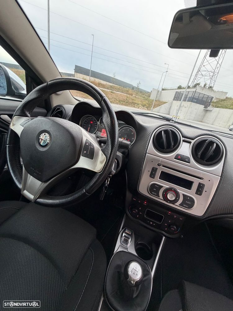 Alfa Romeo MiTo 1.3 JTD Distinctive - 9