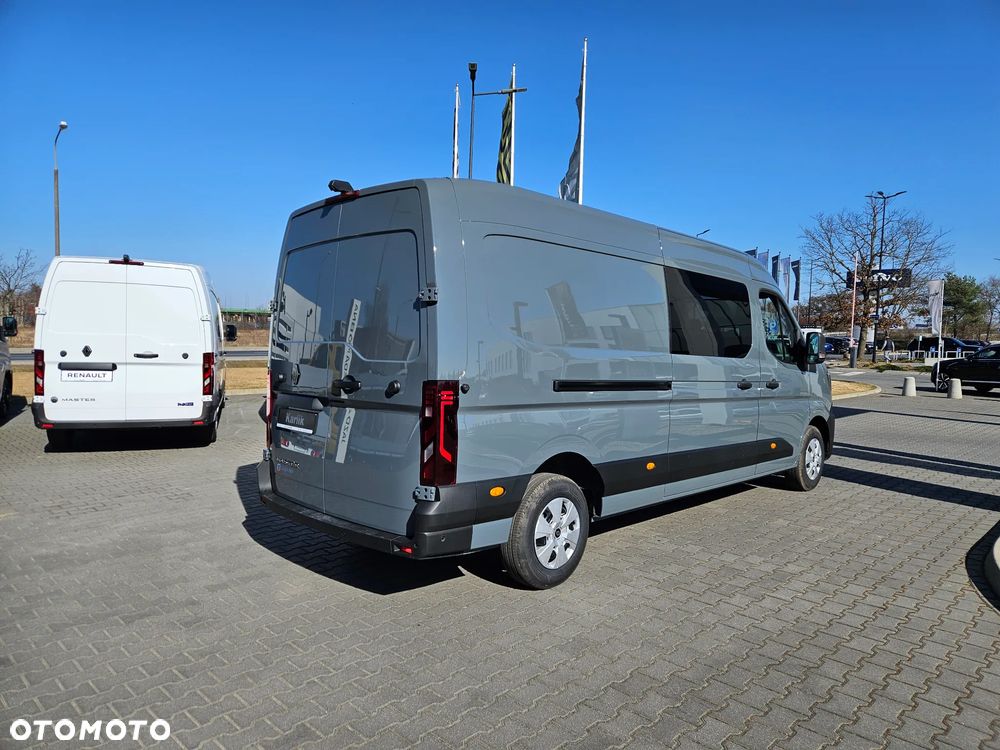 Renault nowy Master brygadówka Gruau L3H2 170KM - 5