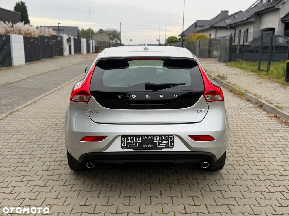Volvo V40 - 10