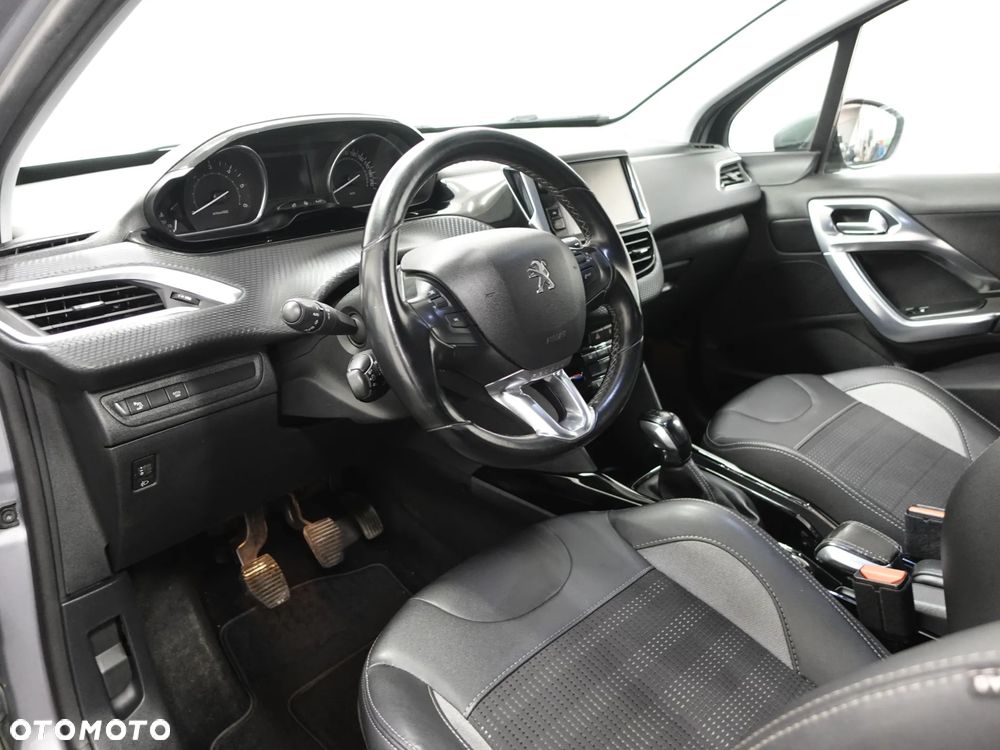 Peugeot 2008 1.5 BlueHDi Crossway - 18