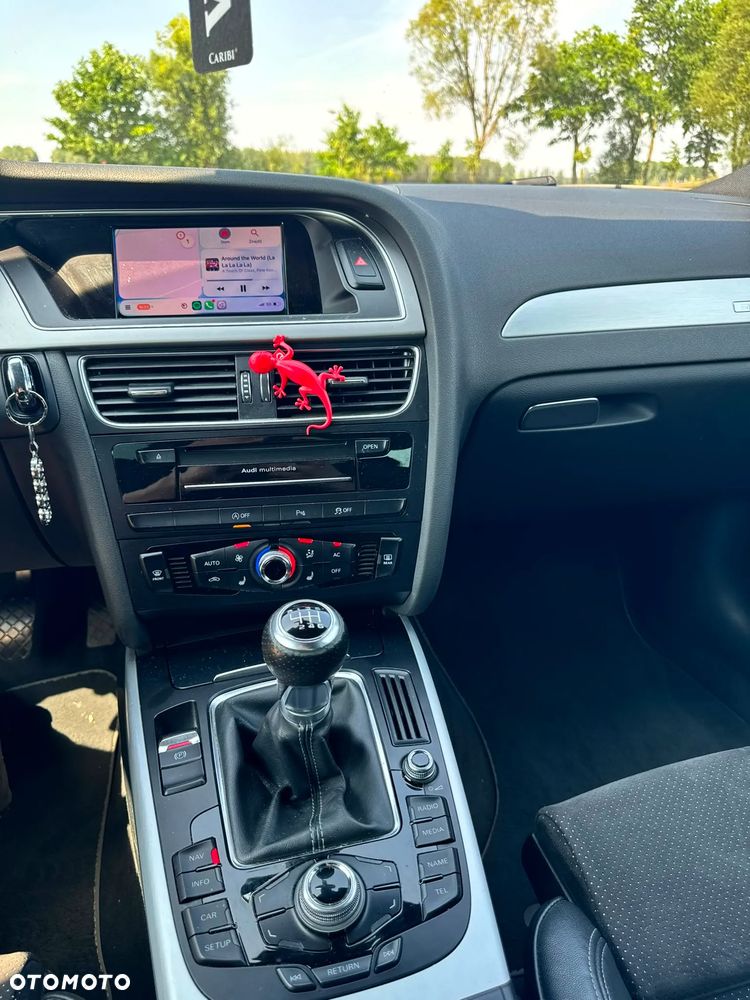 Audi A4 Avant 2.0 TDI Quattro - 25