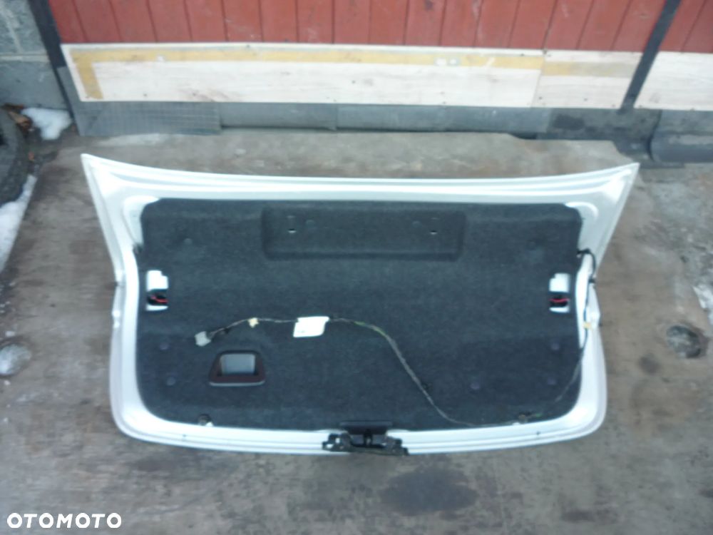 VOLVO S60 II 2.0D KLAPA TYLNA 426-26 - 2