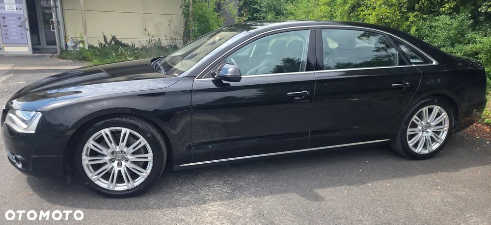 Audi A8 4.2 TDI L Quattro - 2