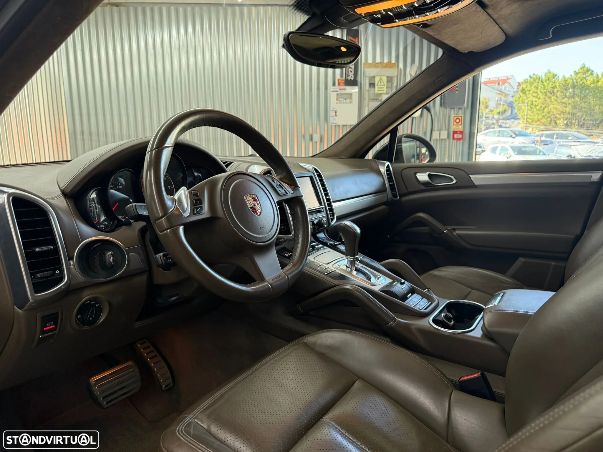 Porsche Cayenne S Hybrid - 10