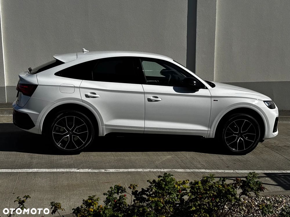 Audi Q5 Sportback - 15
