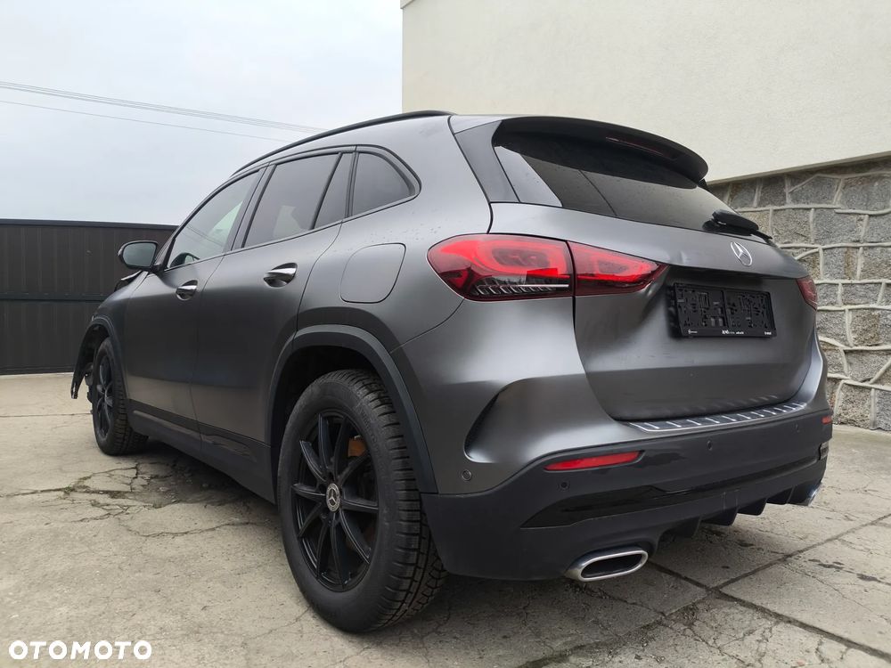 Mercedes-Benz GLA 250 4Matic 8G-DCT AMG Line - 24