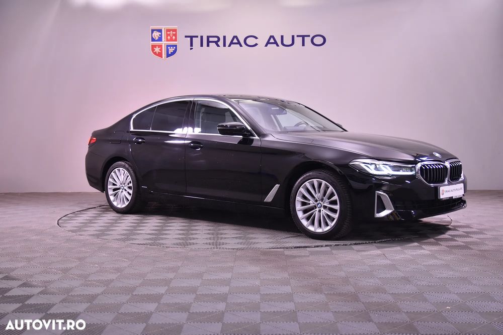 BMW Seria 5 520i AT - 7