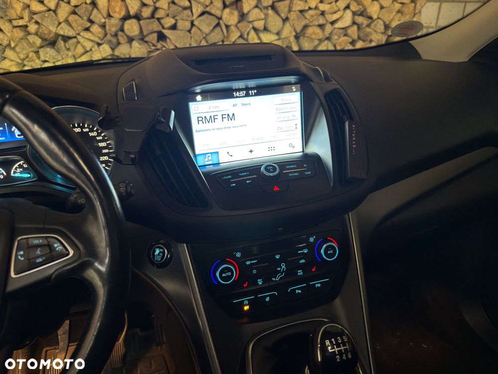 Ford Kuga - 13