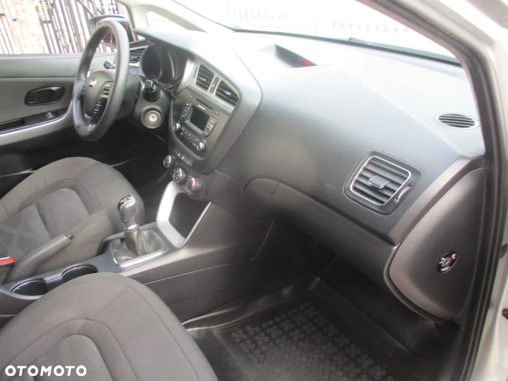 Kia Ceed 1.6 CRDi L - 21