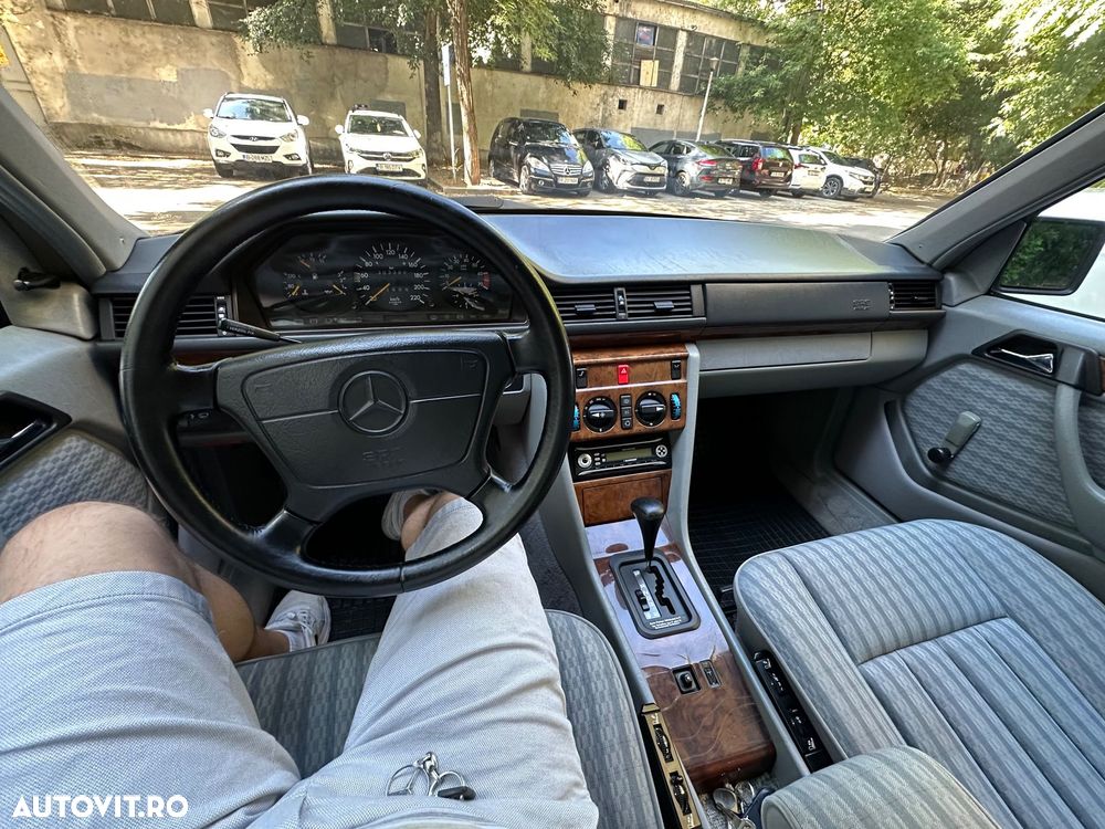 Mercedes-Benz W124 - 9