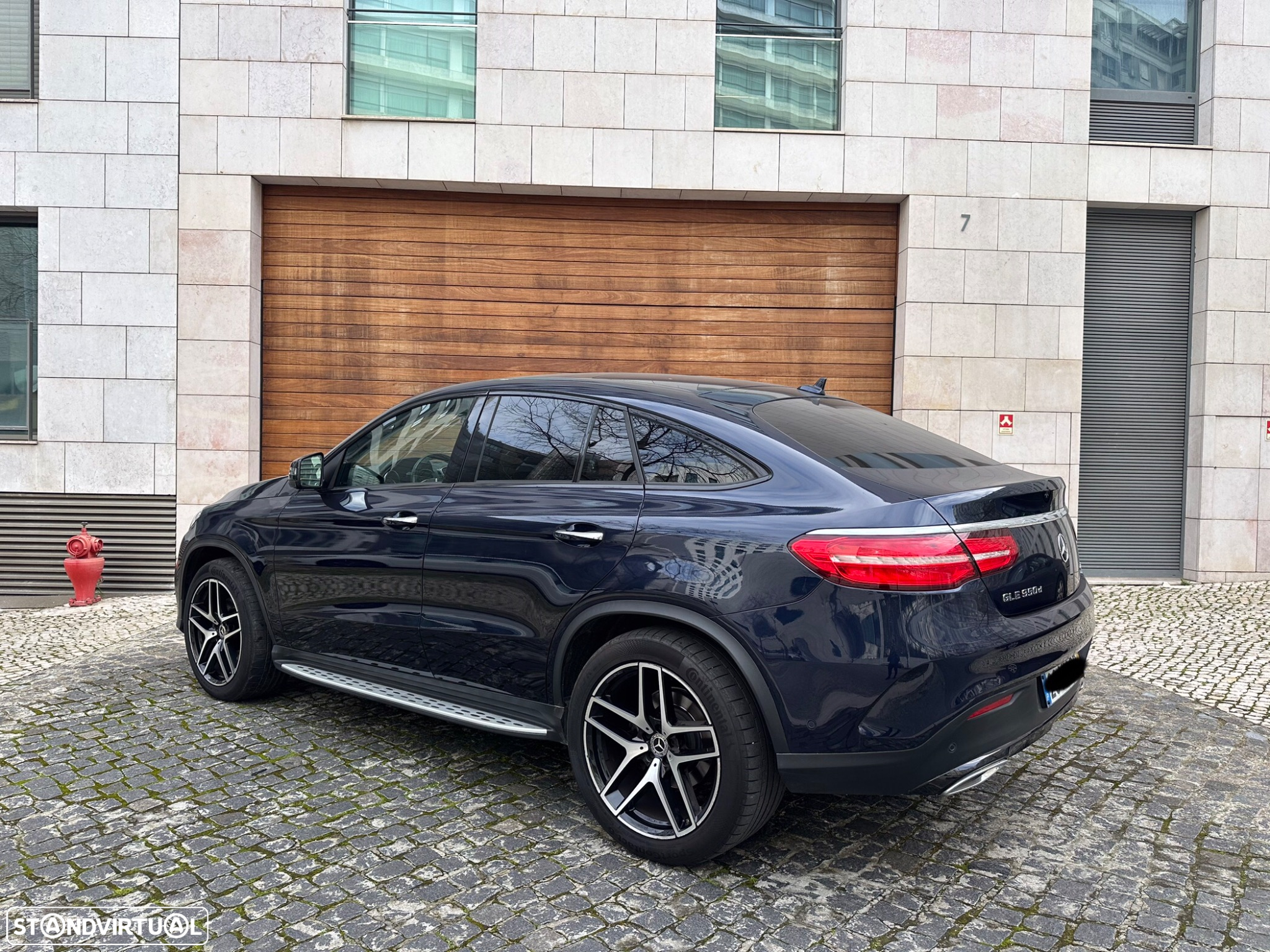 Mercedes-Benz GLE 350 d 4Matic - 4