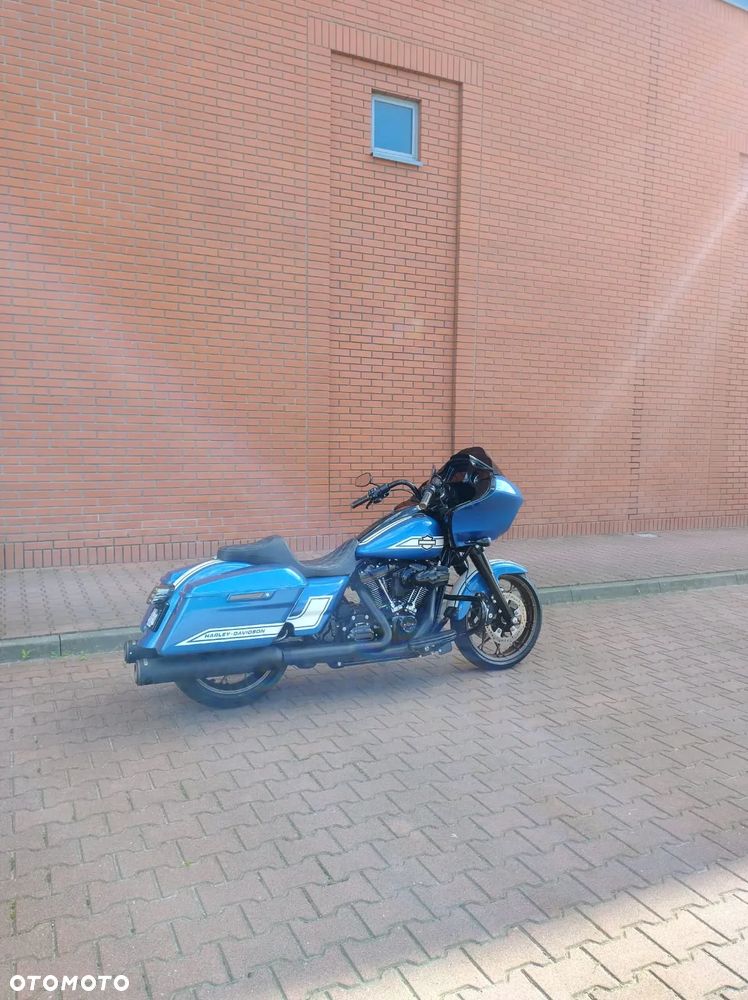 Harley-Davidson Touring Road Glide - 10