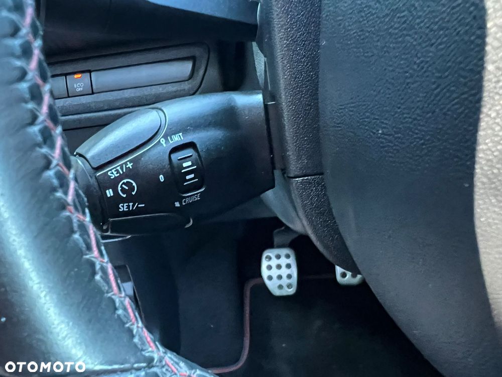 Peugeot 2008 PureTech 110 Stop&Start GT-Line Edition - 29