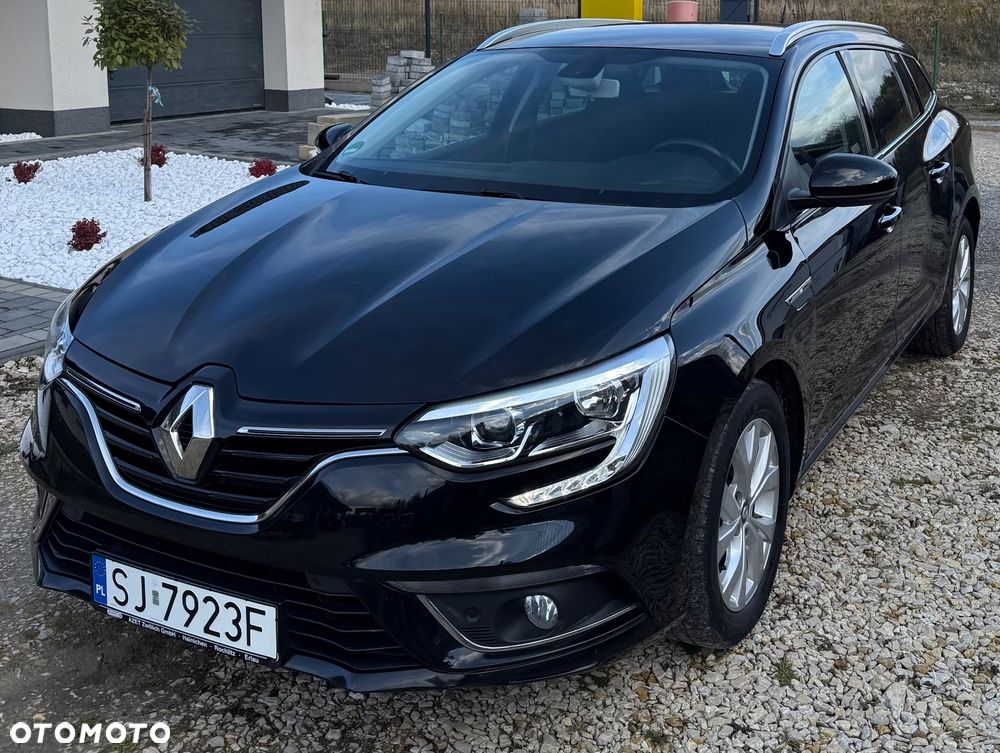 Renault Megane Grandtour TCe 140 GPF LIMITED - 12