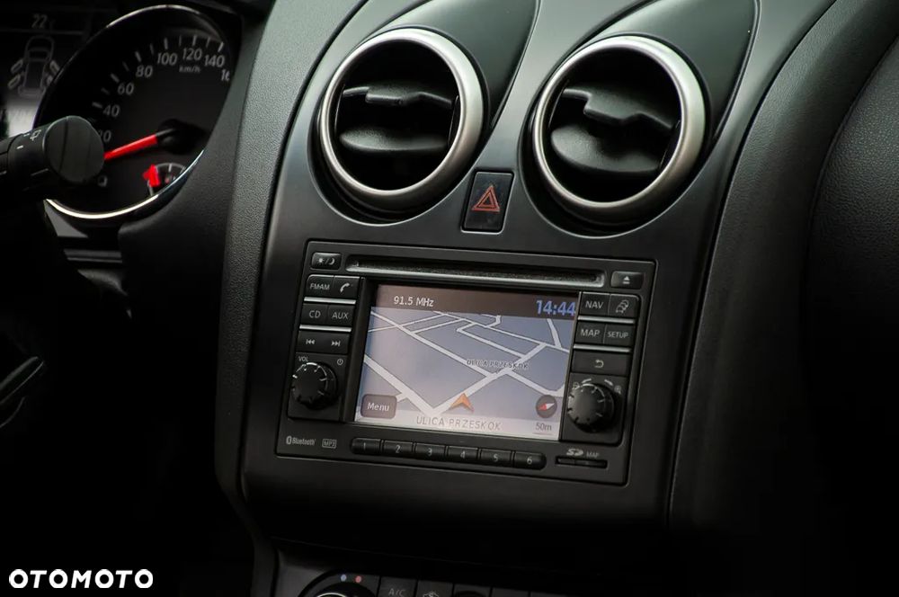 Nissan Qashqai - 23