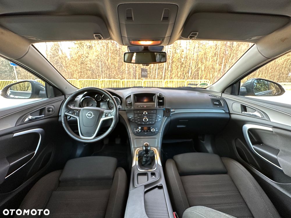 Opel Insignia - 16