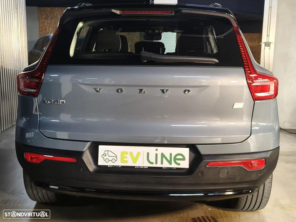 Volvo XC 40 Recharge Core - 10