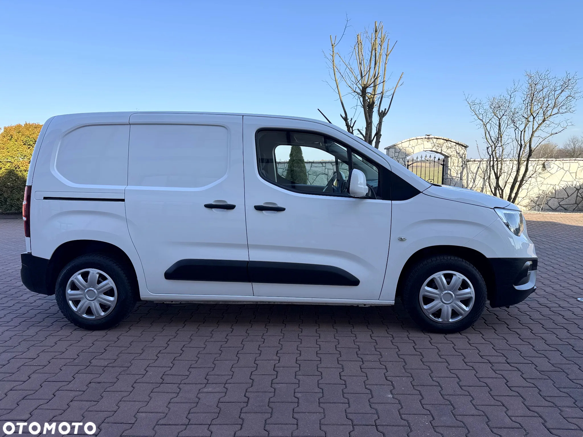 Opel COMBO - 8