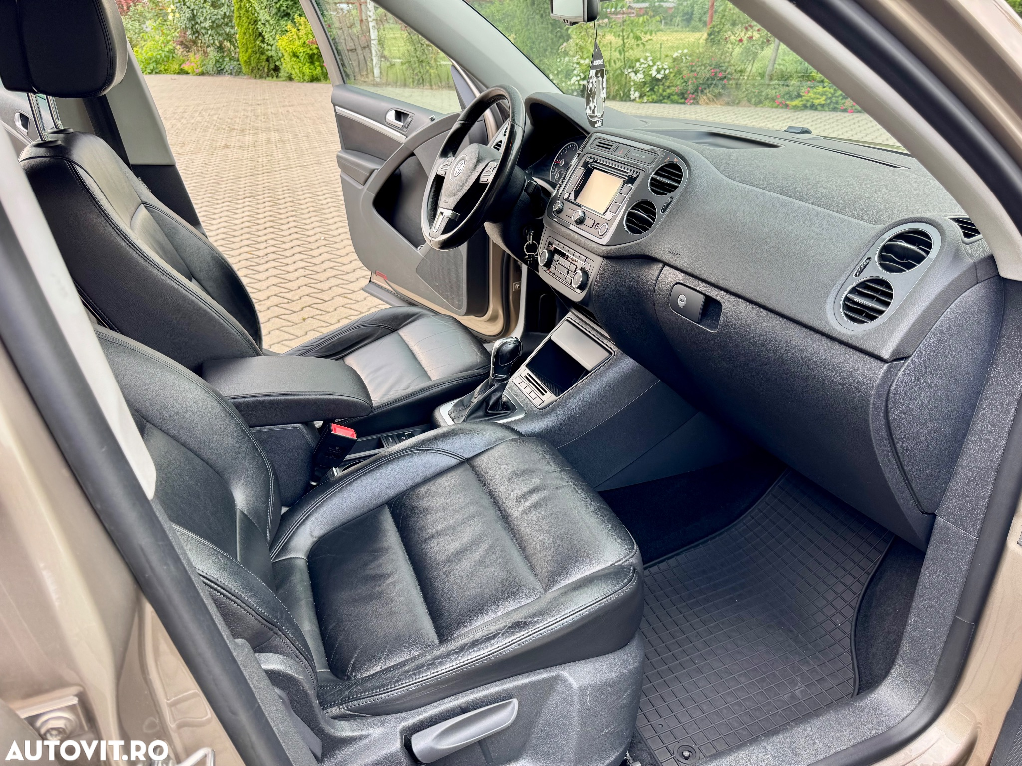 Volkswagen Tiguan 2.0 TDI 4Mot DSG Highline - 12