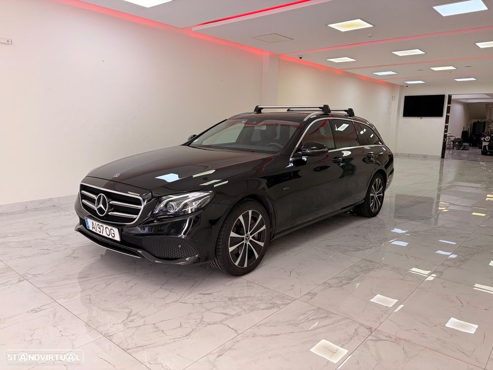 Mercedes-Benz E 300 Bluetec Hybrid Avantgarde - 3