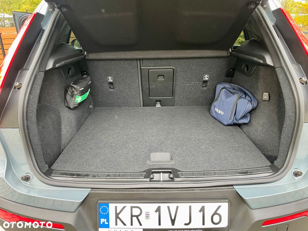 Volvo XC 40 B4 B AWD R-Design - 11