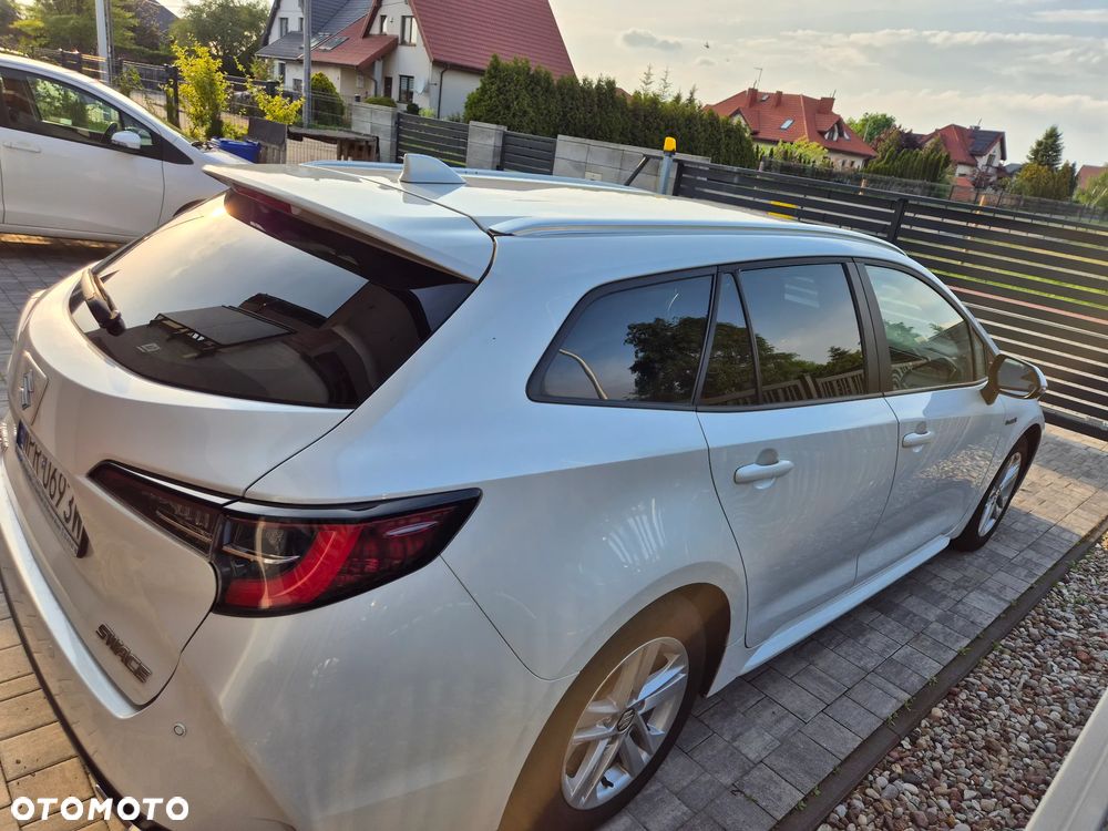 Suzuki Swace 1.8 Hybrid Premium Plus CVT - 16