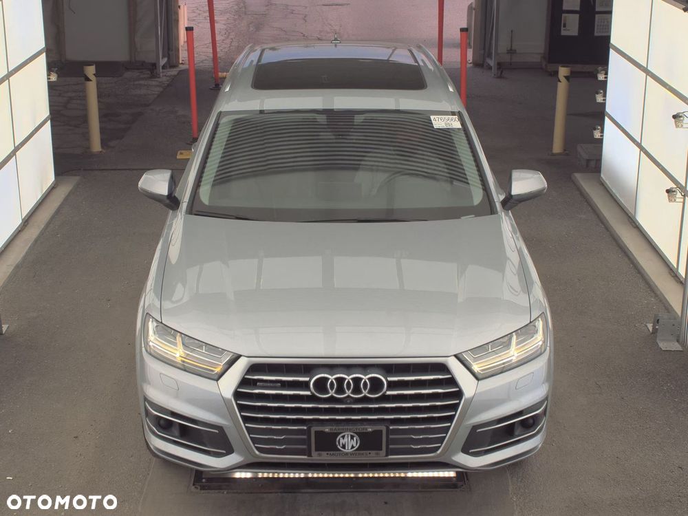 Audi Q7 - 8