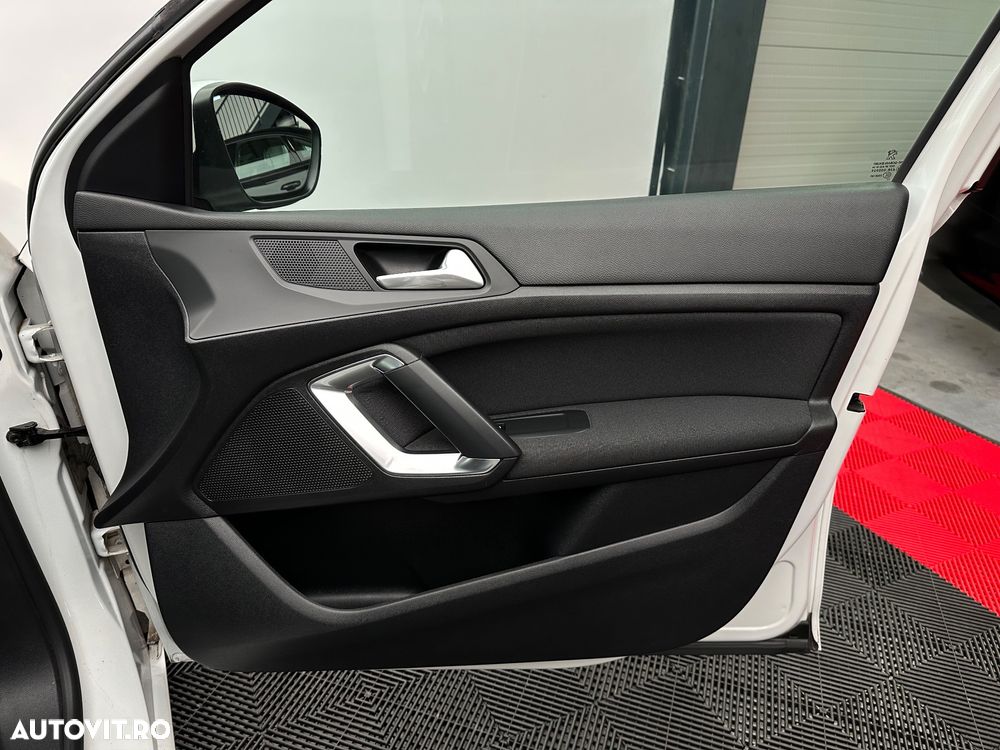 Peugeot 308 PureTech 110 Stop & Start Allure - 29