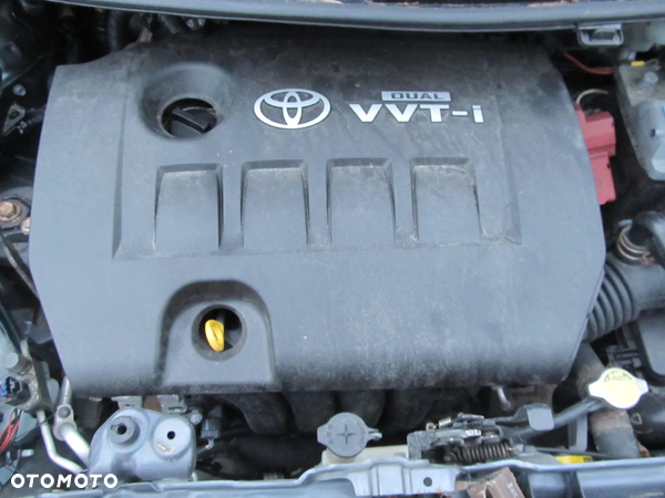 Toyota Yaris TS Sport Części Osłona Silnika 1.8 2ZR SP12 2ZR-SP12 133 KM