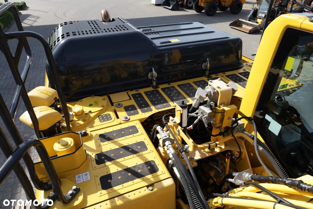 Komatsu PC210LC-11 - 27