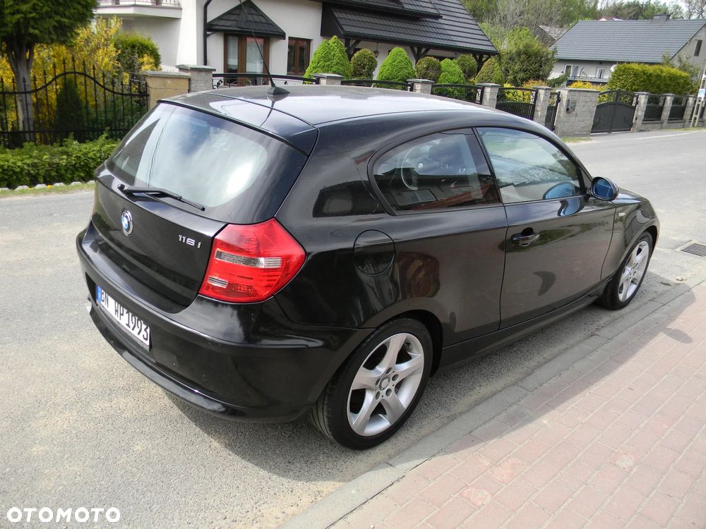 BMW Seria 1 116i - 3