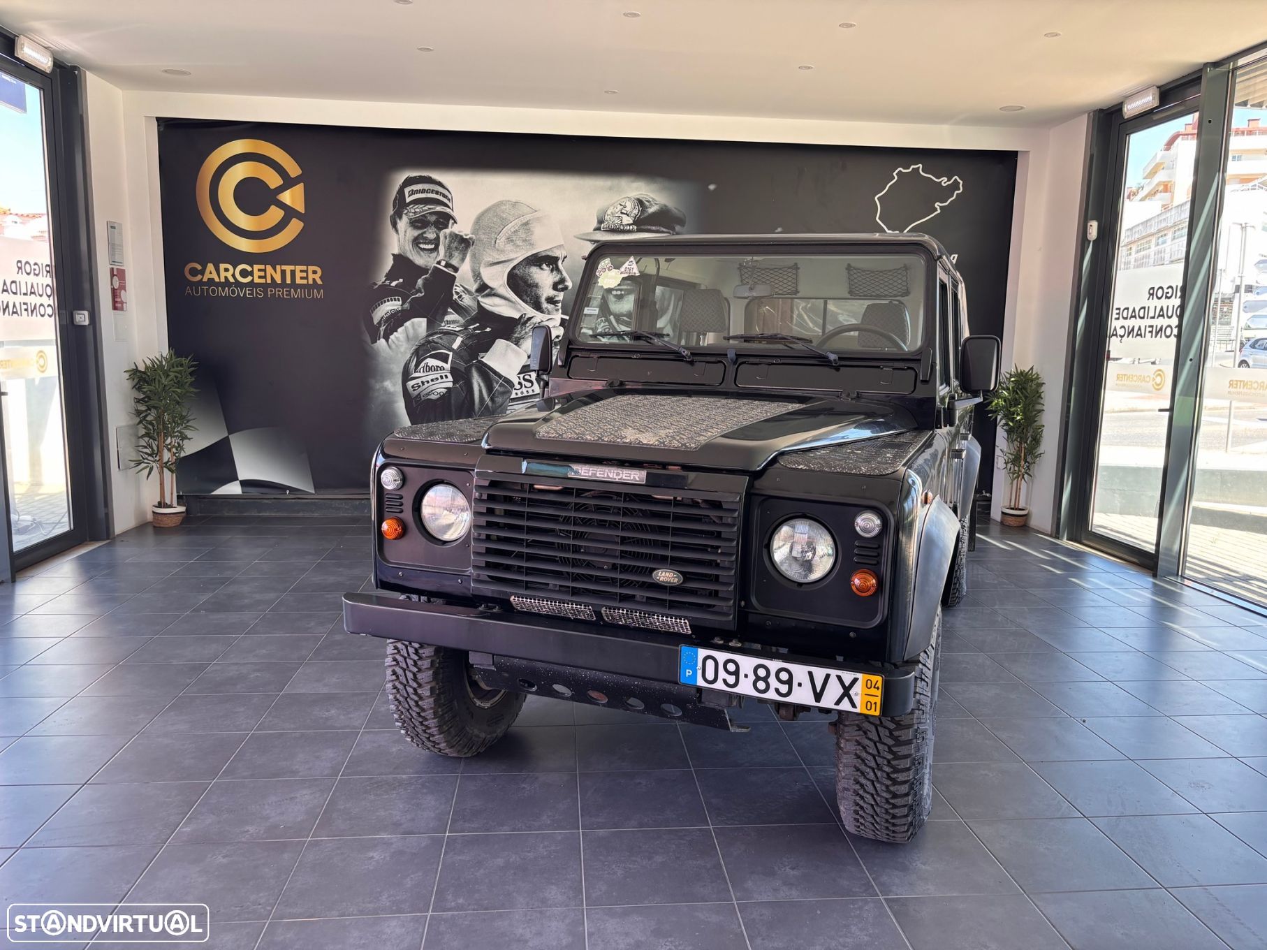 Land Rover Defender 130 CD 2.5 Td5 E - 1