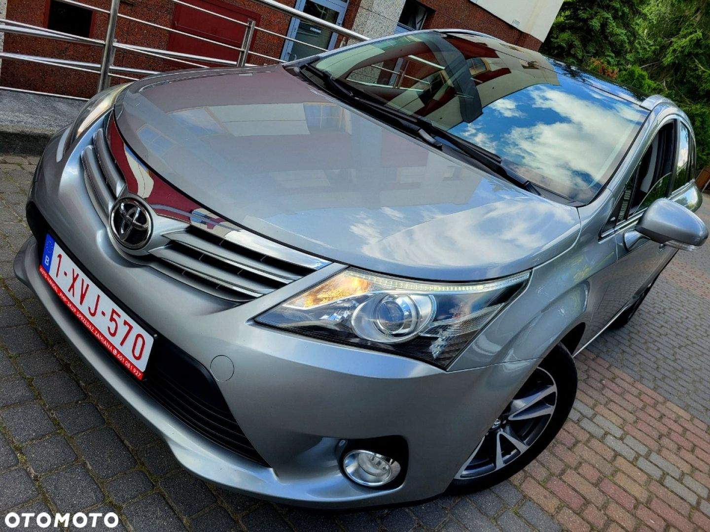 Toyota Avensis - 21